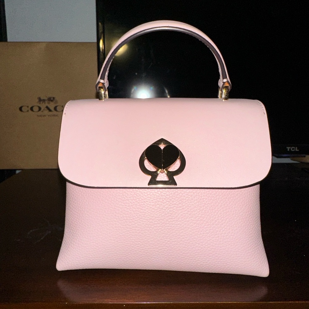 KATE SPADE LIGHT PINK SPADE PURSE - WITH STRAP